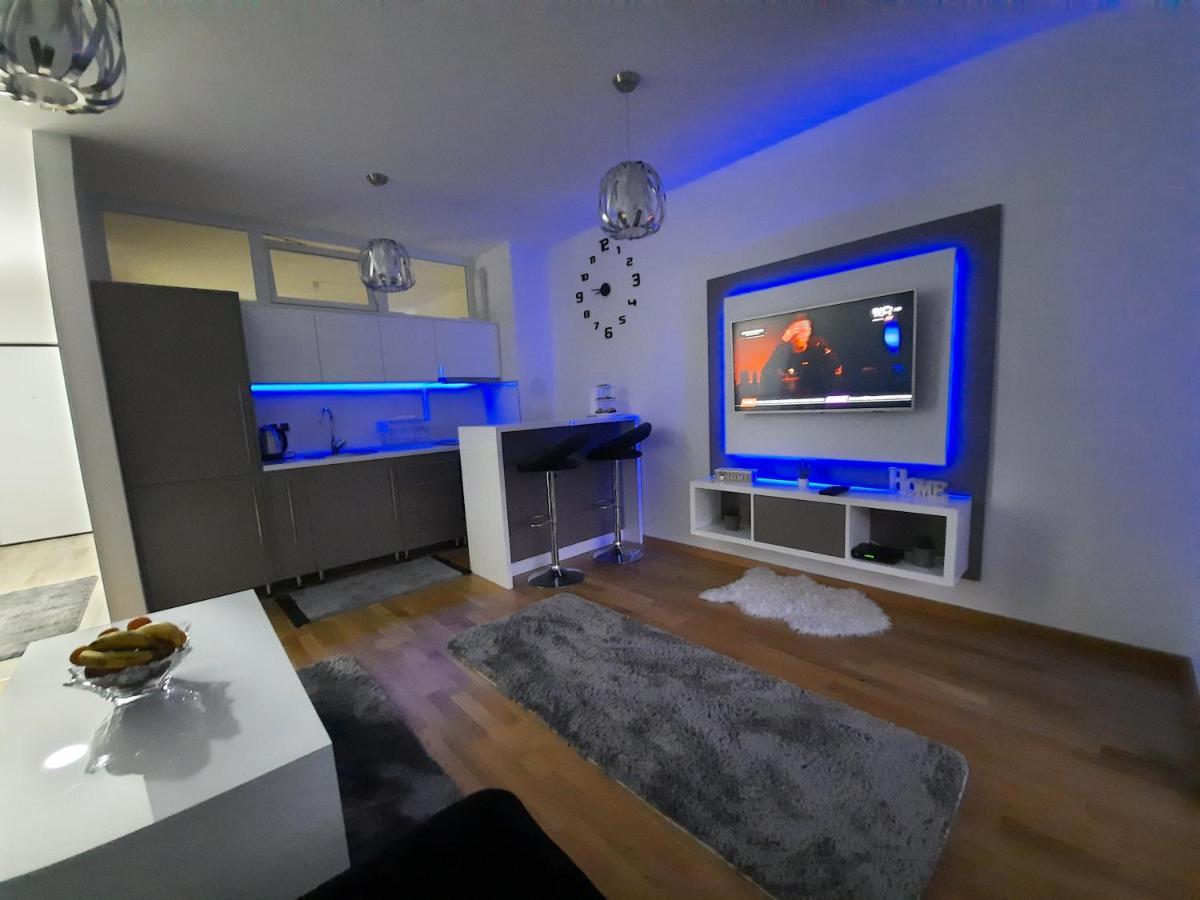 Apartman Bulevar Sarajevo - Free Parking Luaran gambar
